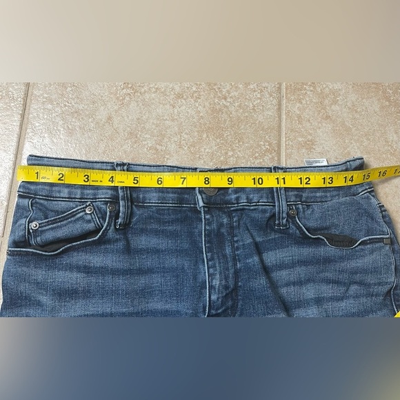 Chico's Secret Stretch Velvet
Applique Jeggings Size 6 - Picture 7 of 11